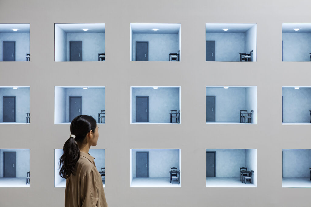 Leandro Erlich. The Room, 2006-2018.