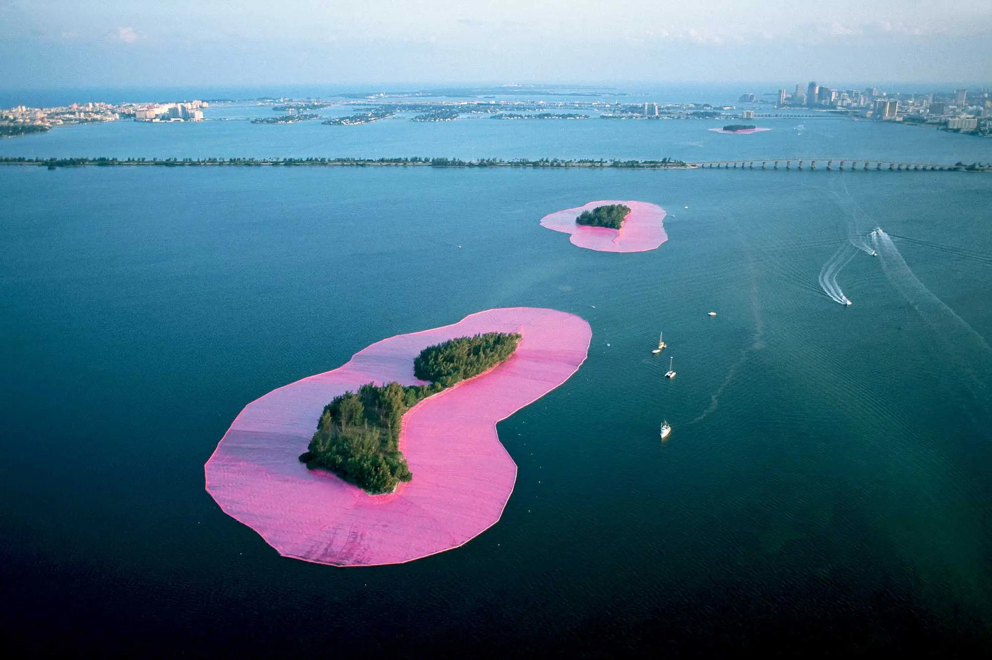 Christo And Jeanne Claude Surrounded Islands Biscayne Bay Greater Christo And Jeanne Claude Surrounded Islands Biscayne Bay Greater