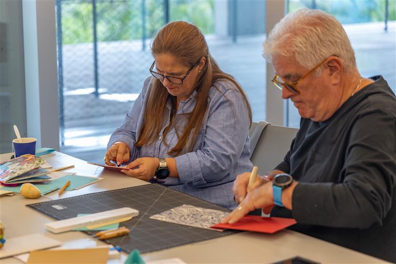 Join us in celebrating our latest Creative Aging Series cohort with a pop-up exhibition featuring participants’ artwork. Over the span of six weeks, participants created three unique artist books with Miami-based artist Tom Virgin. They experimented with non-adhesive bookbinding, block printing, and storytelling techniques. 